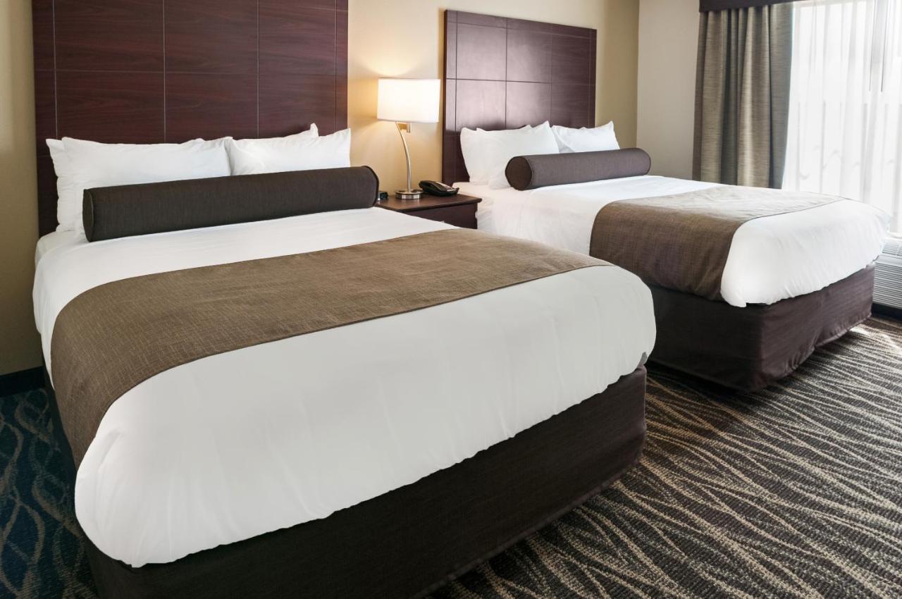 Cobblestone Hotel & Suites Appleton International Airport Neenah Экстерьер фото